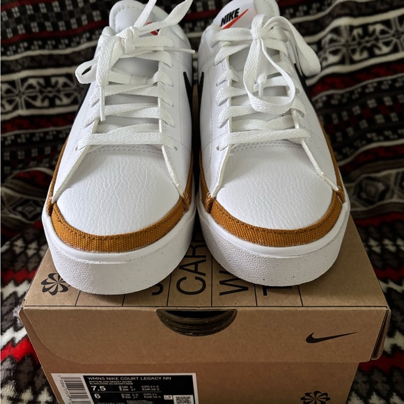 Women’s Nike Court Legacy Next Nature - Picture 2 of 7